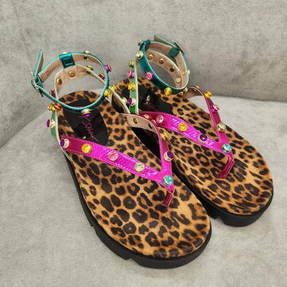 Betsey Johnson Thong Sandals 8 Pink Green Studs Conley Metallic Strappy New $130 - Picture 4 of 17